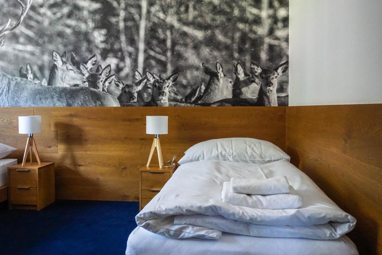 Apartmany Sport & Ski Valča Exteriör bild