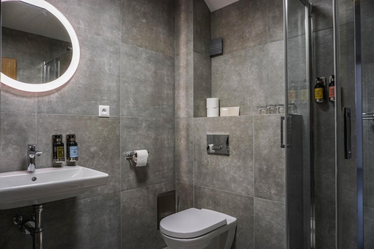 Apartmany Sport & Ski Valča Exteriör bild